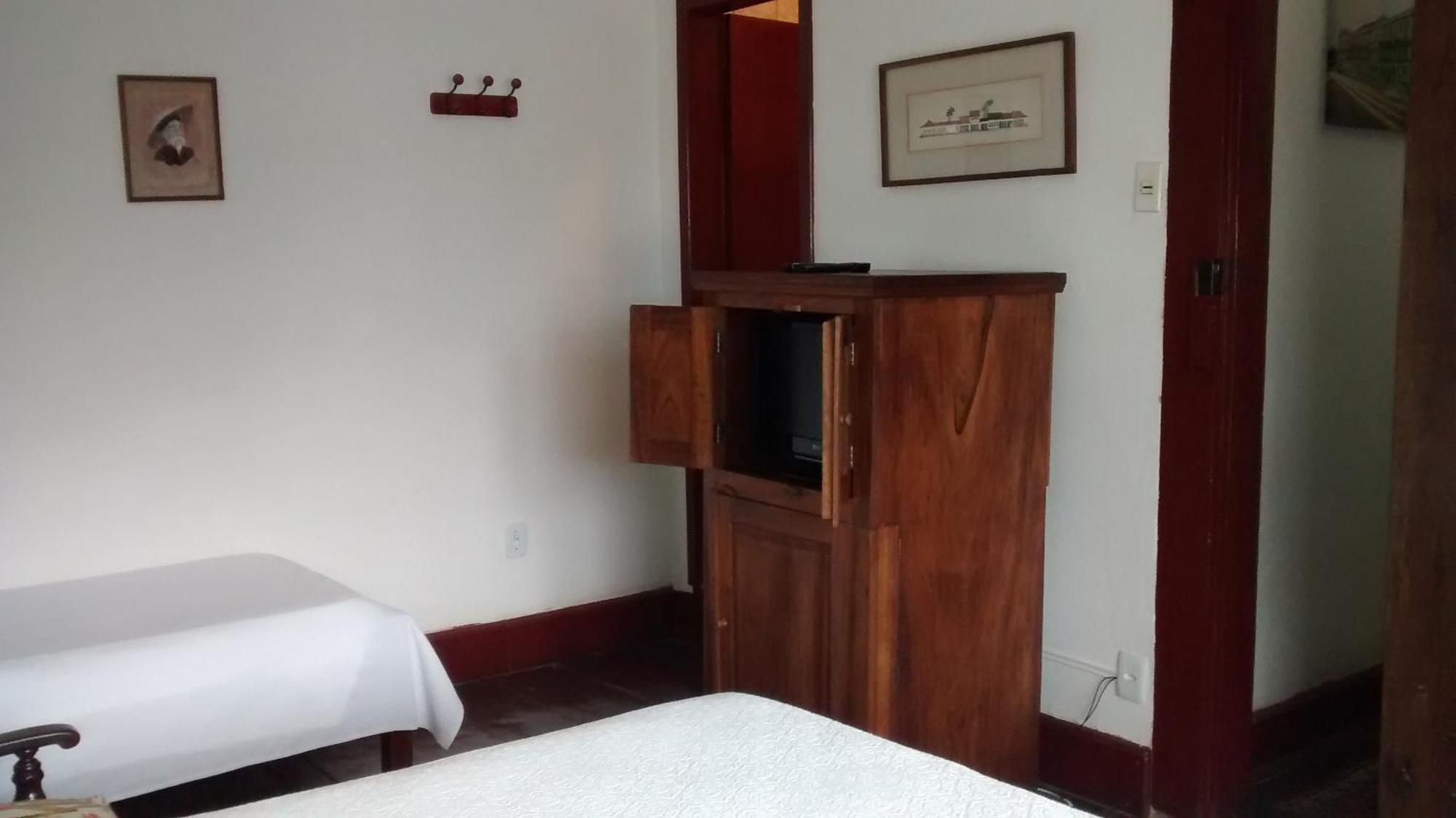 Pousada Arte Colonial - Casarao Historico Do Sec XVIII - Lancha Propria Araquari Pokoj fotografie